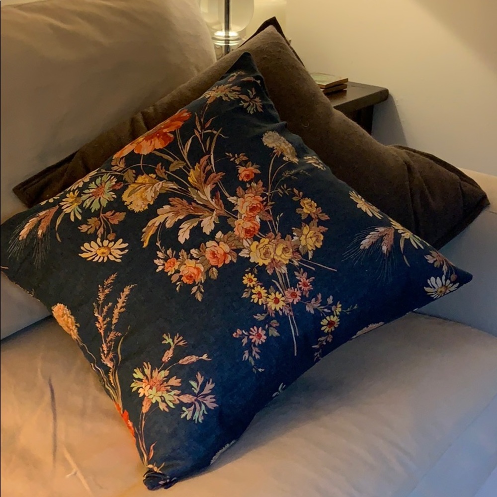NWOT Pottery Barn flowered pillow cover
